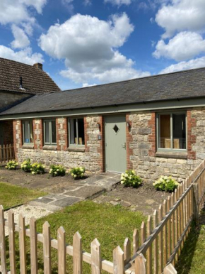 Pretty cottage near Cirencester